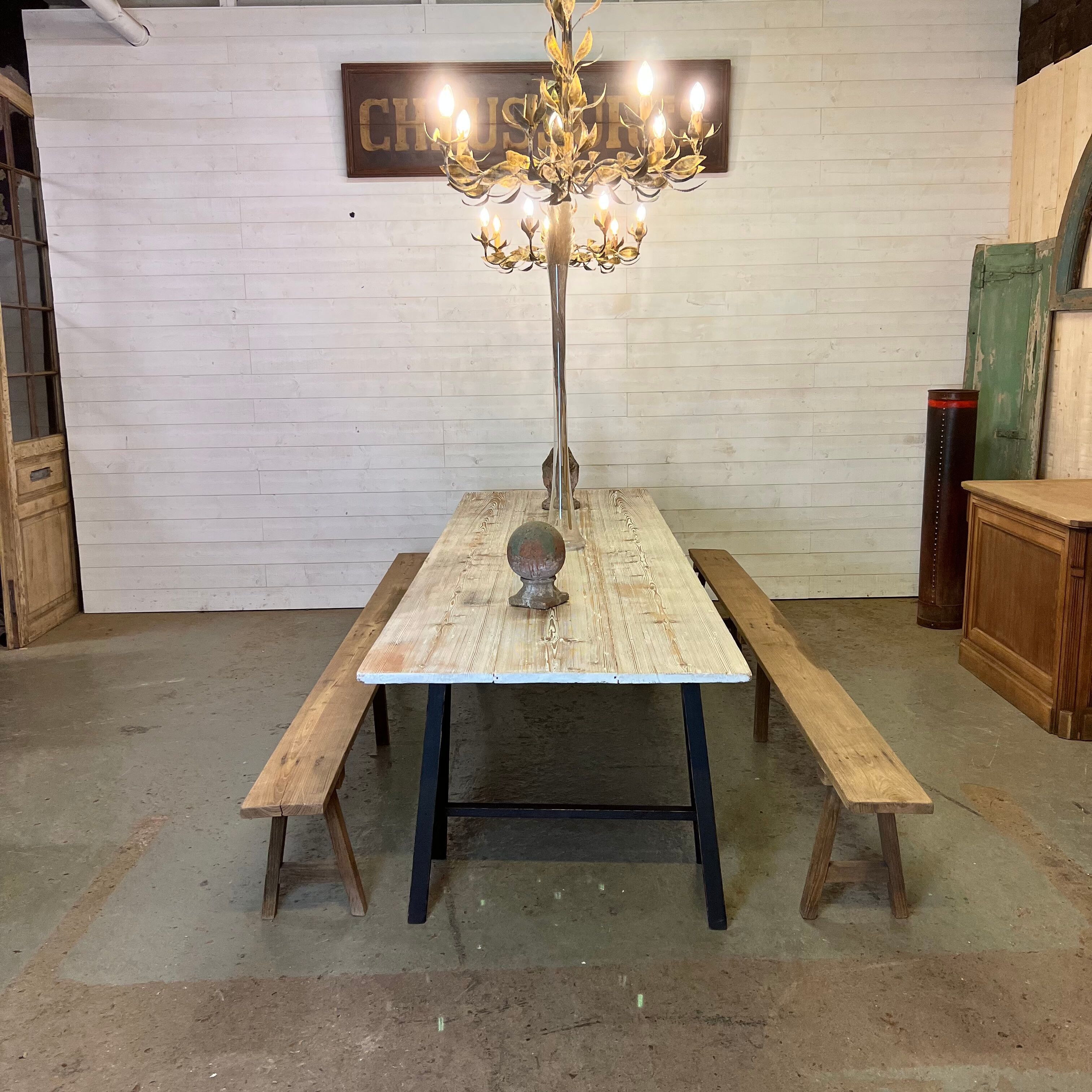 Large pine guinguette farm table