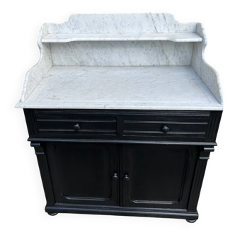 Bathroom furniture from around 1900