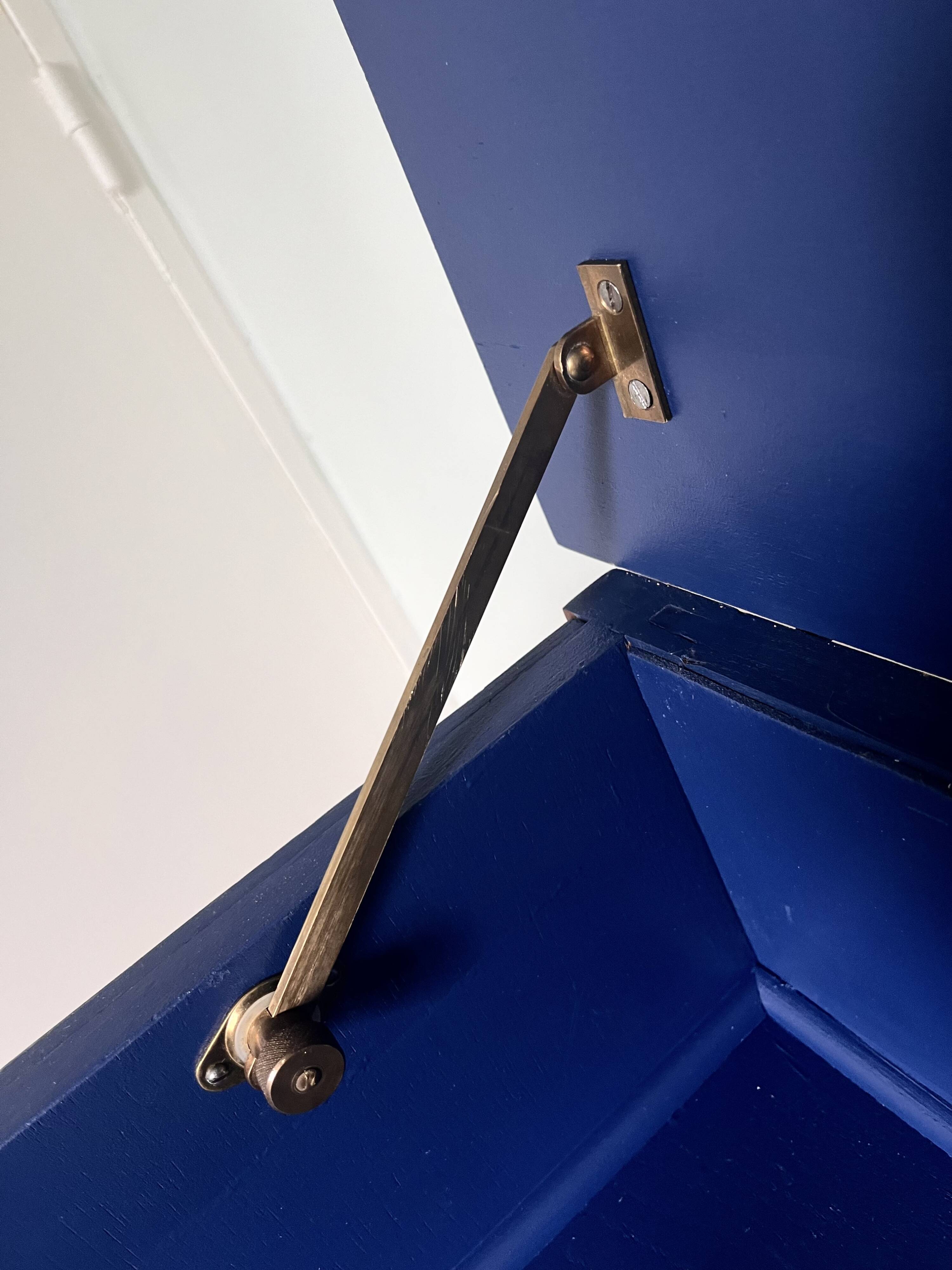 Occasional table - Folding top