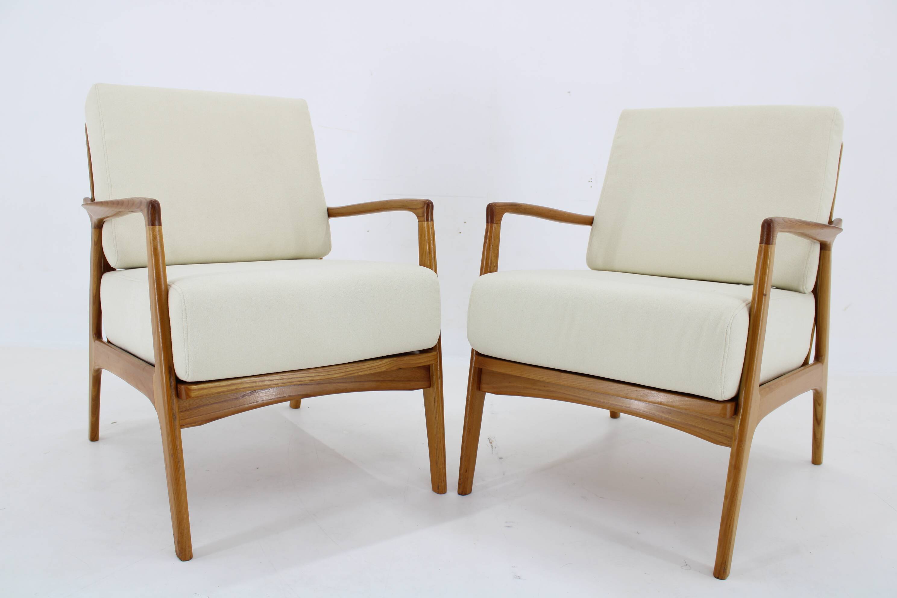 1970s Pair of Restored Armchairs by Drevotvar, Czechoslovakia