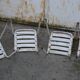 Chaises Tolix t2 par Xavier Pauchard