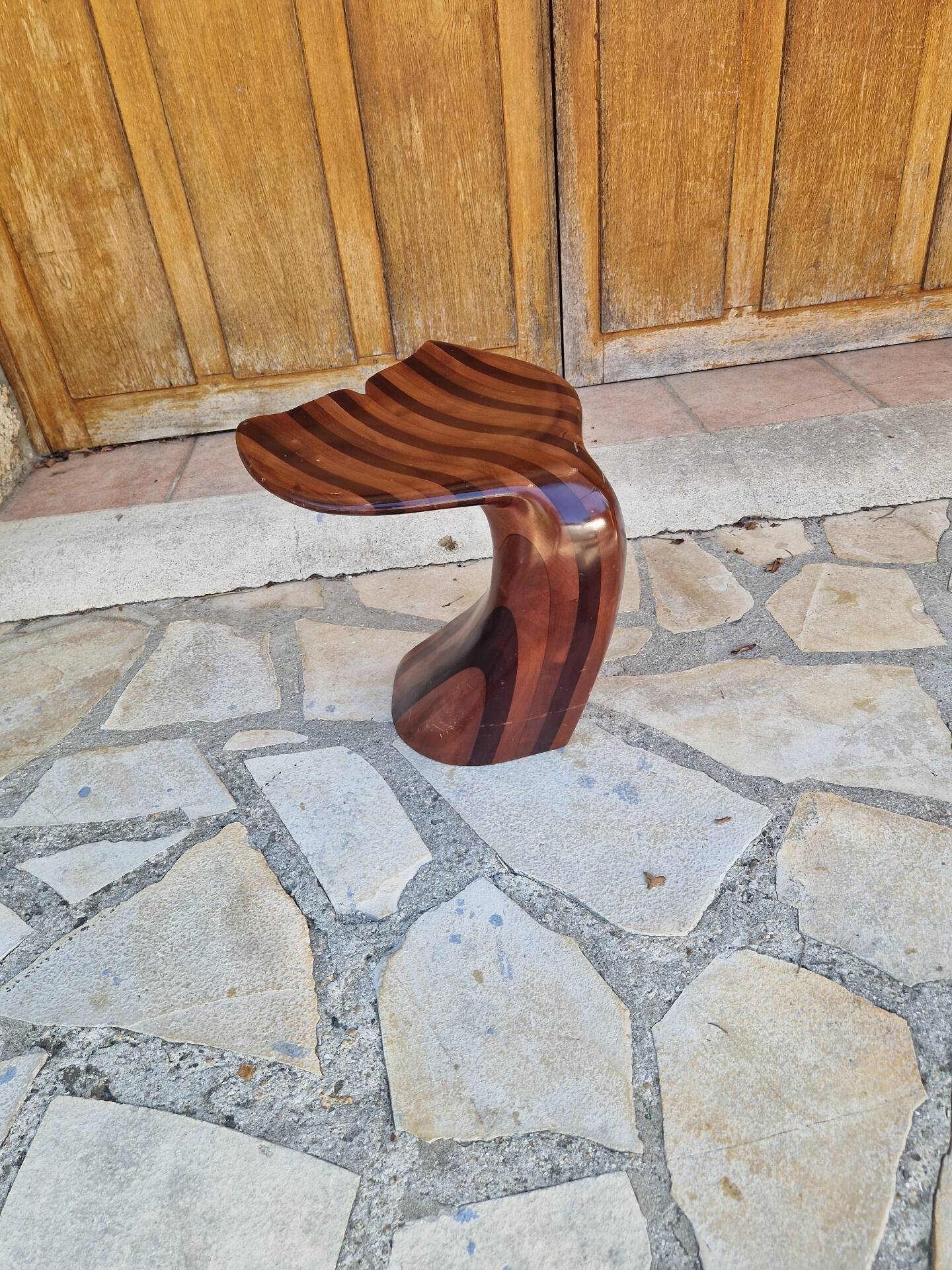 Tabouret queue de baleine style Polyte Solet