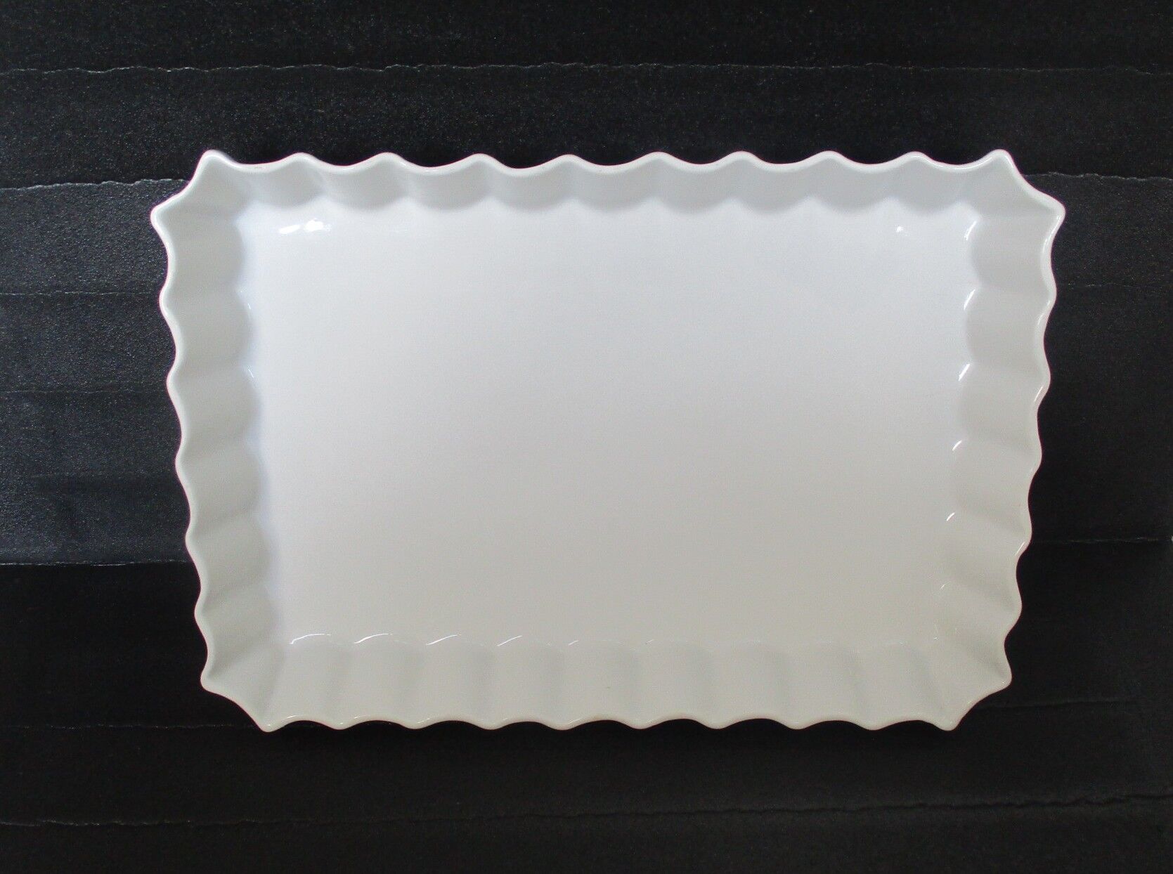 White porcelain dish, rectangular