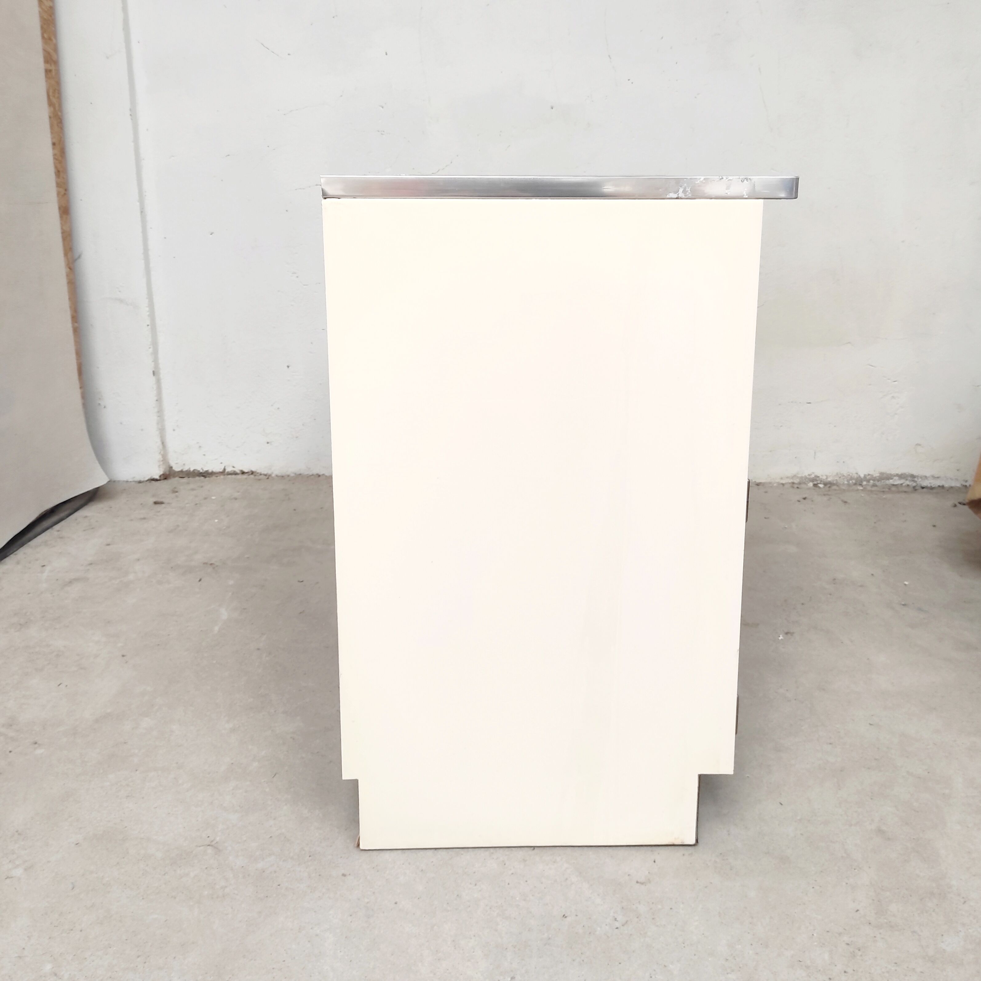 Yellow and blue formica sideboard