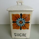 Ceramic spice pot
