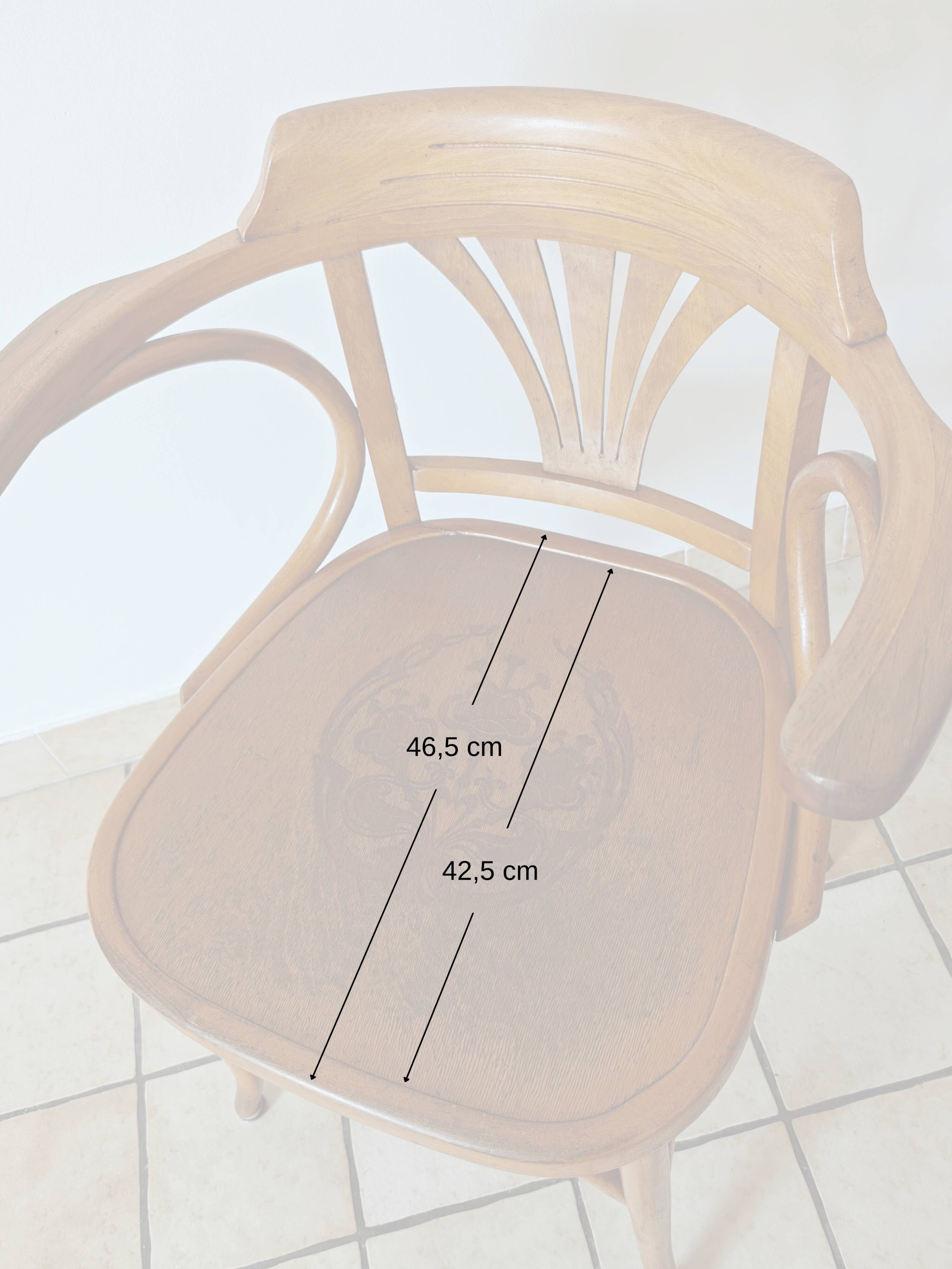 Art Nouveau office chair with curved wood attributed to J&J Kohn, 704 1/2 4V