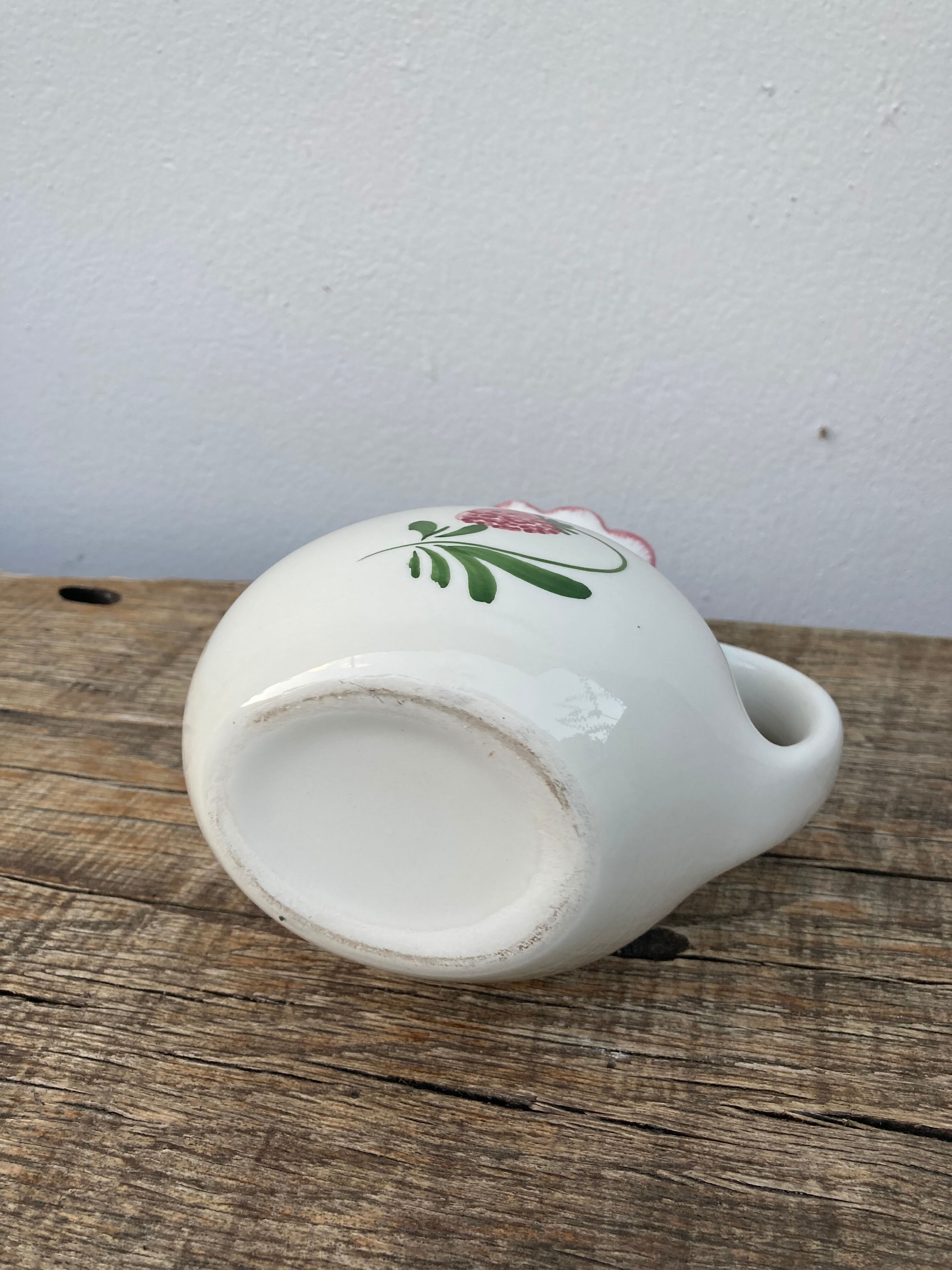 Ceramic rooster pitcher decorated with vintage flowers