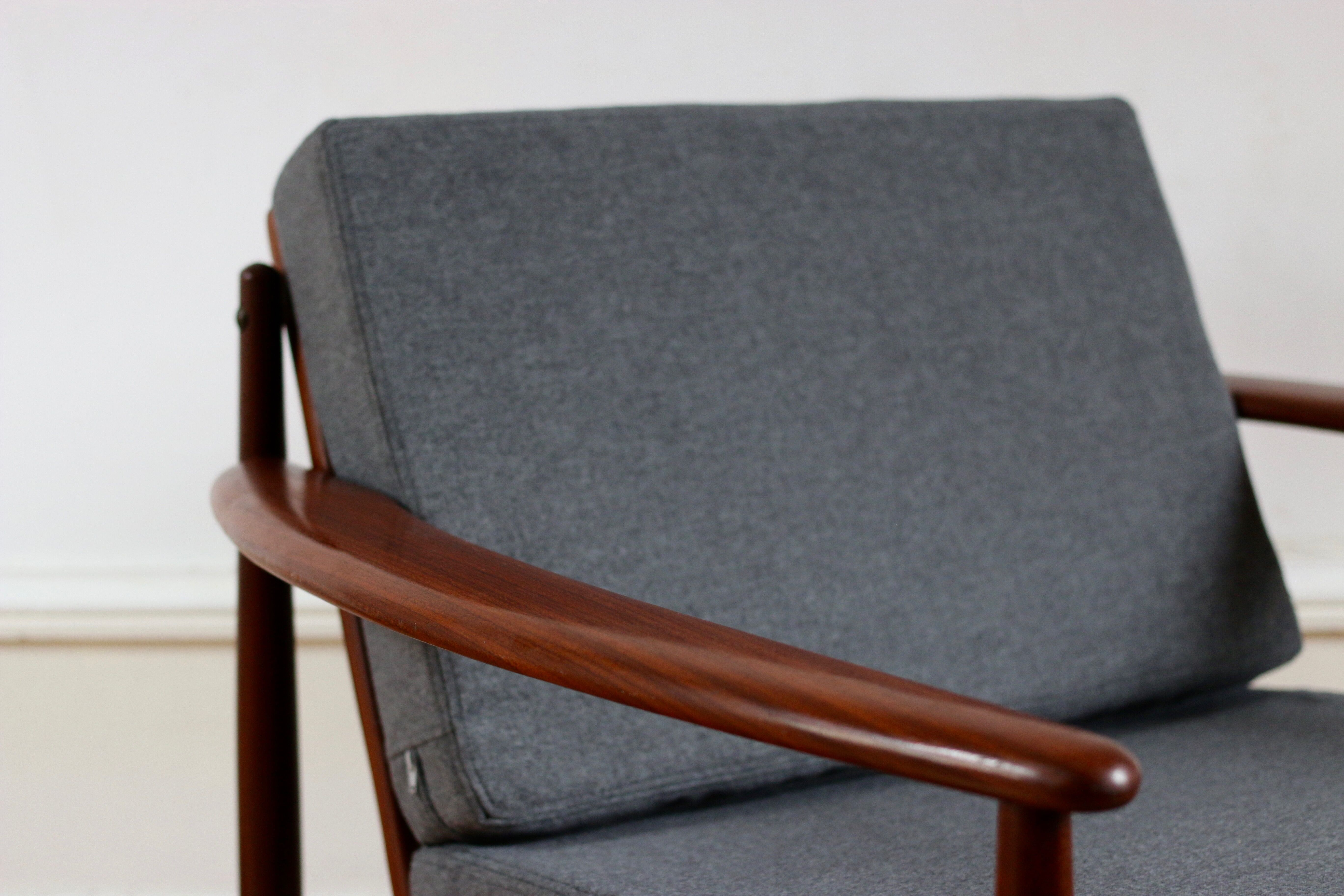 Scandinavian armchair 60