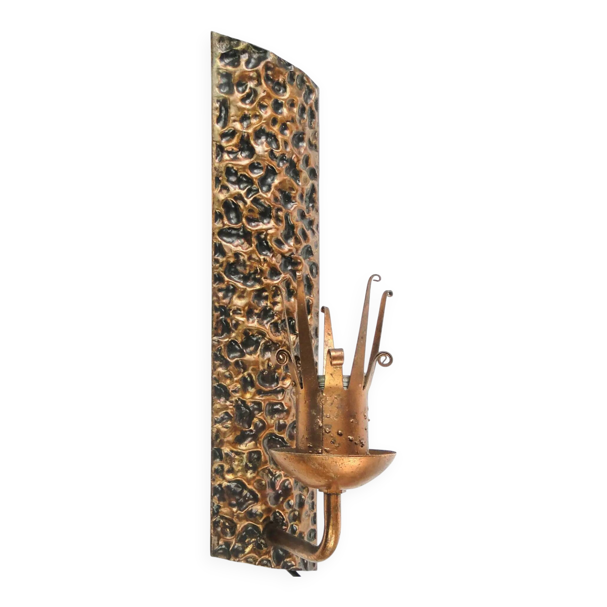 Wall lamp, postmodernism brutalism, hammered copper, Poland, 1970s