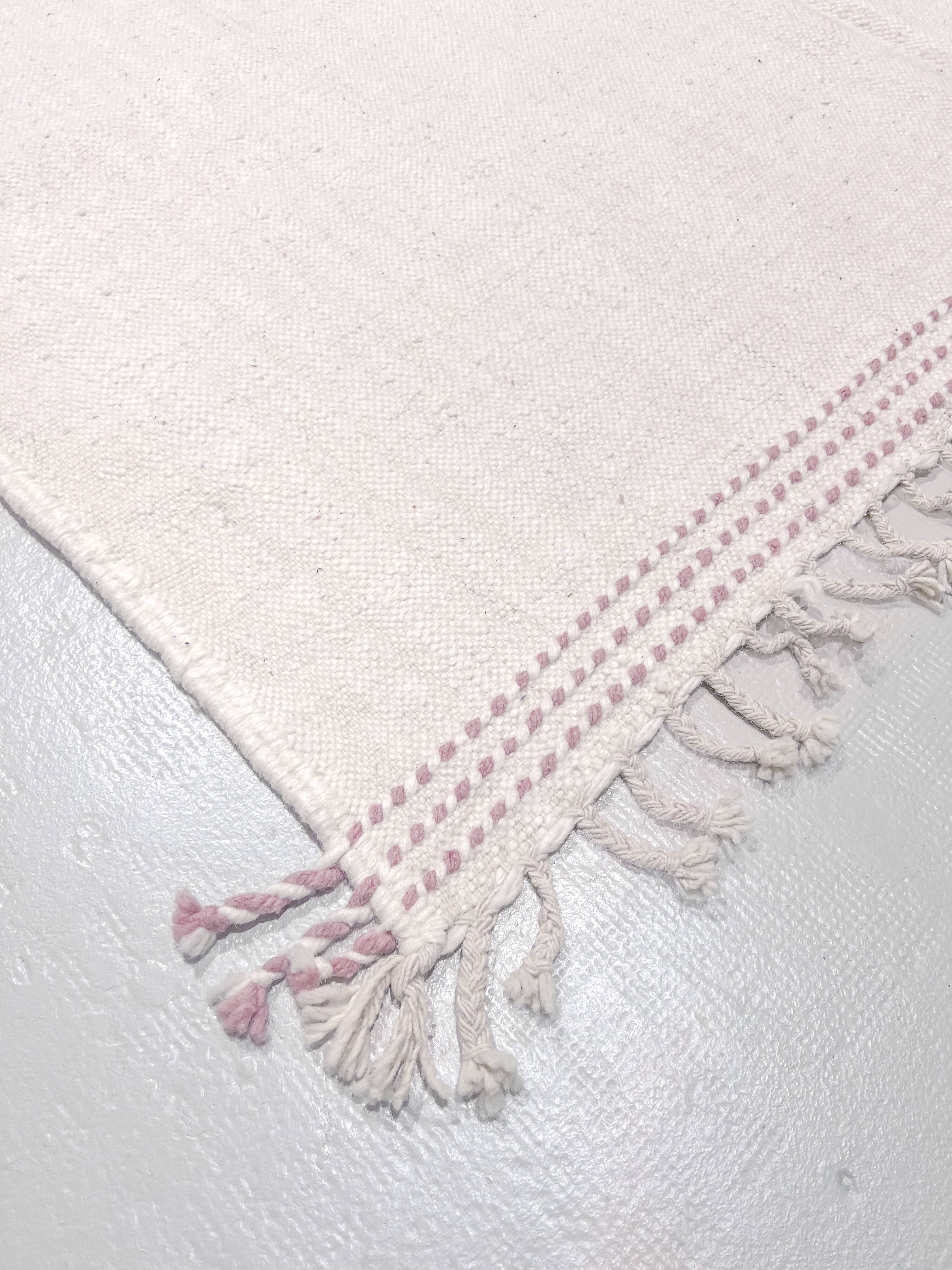 Ecru Moroccan Berber kilim with colorful patterns, 3.10x1.92m