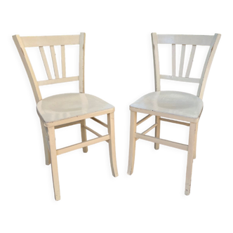 Set of 2 painted wooden chairs