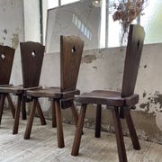 Solid oak chairs Savoyard cap popular art