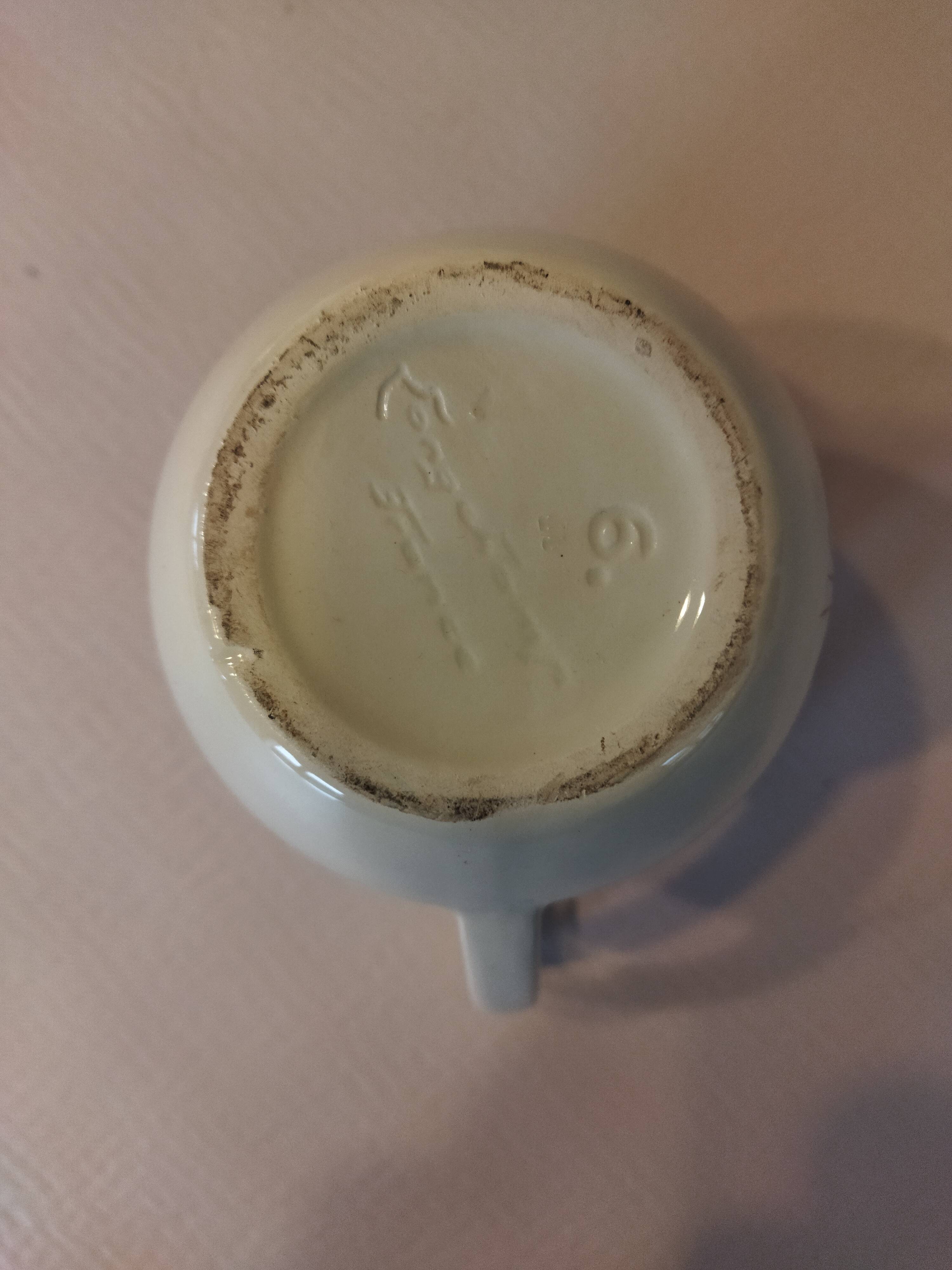 Longchamp Agen model sugar bowl and creamer on tray