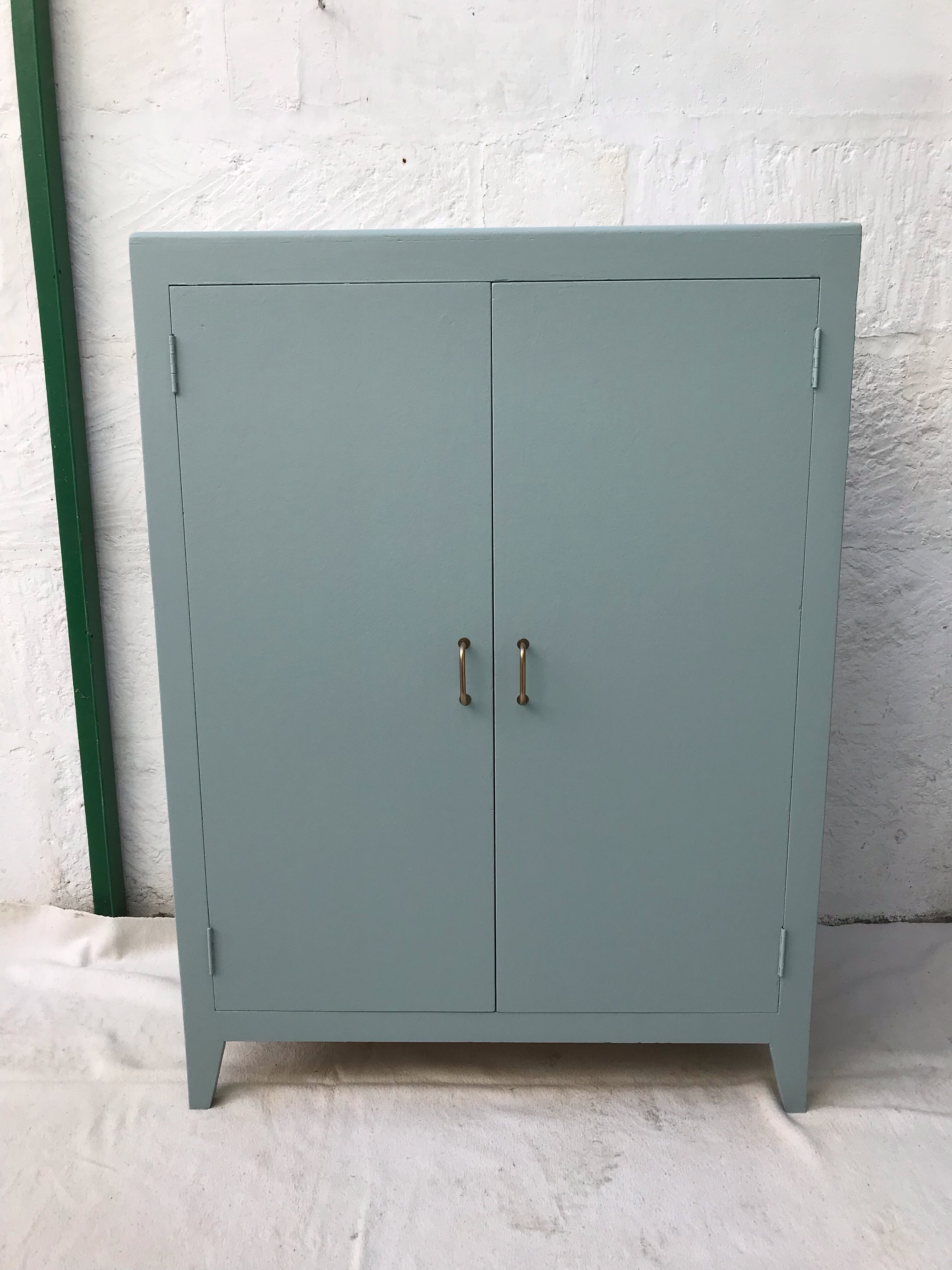 Buffet 2 doors year 50