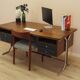 Bureau en noyer, Italie années 1970
