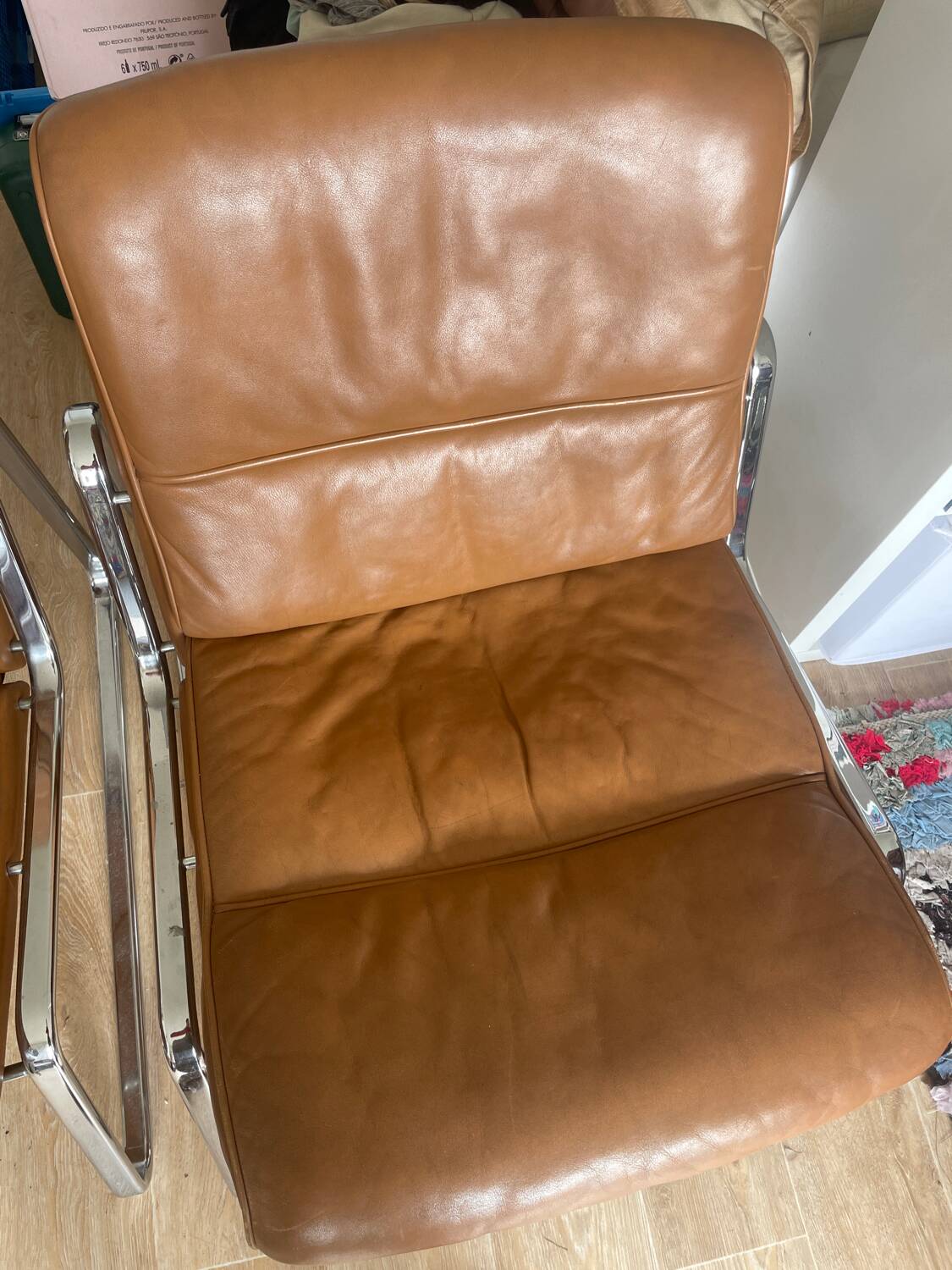 Superbe paires de chauffeuses scandinaves
