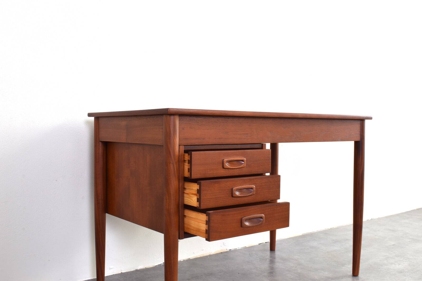 Mid-Century Modern Danish Teak Desk, 1960s