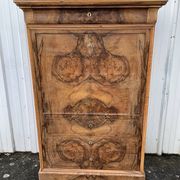 Louis-Philippe secretary, mid-19th century, in walnut burl.