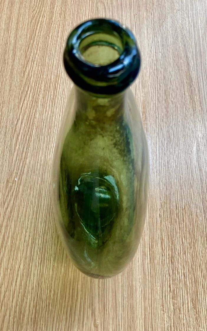 Dame Jeanne, glass canister