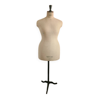 Old mannequin