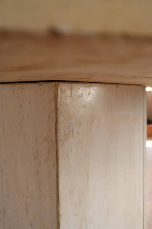 Dining table in travertine, 1970