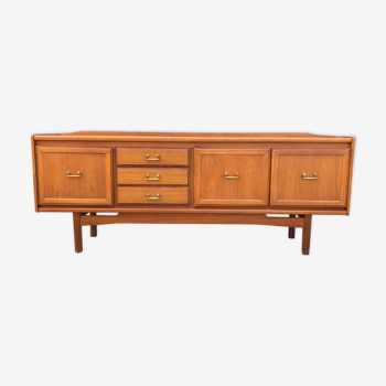 English teak sideboard from the manufacturer William Laurence