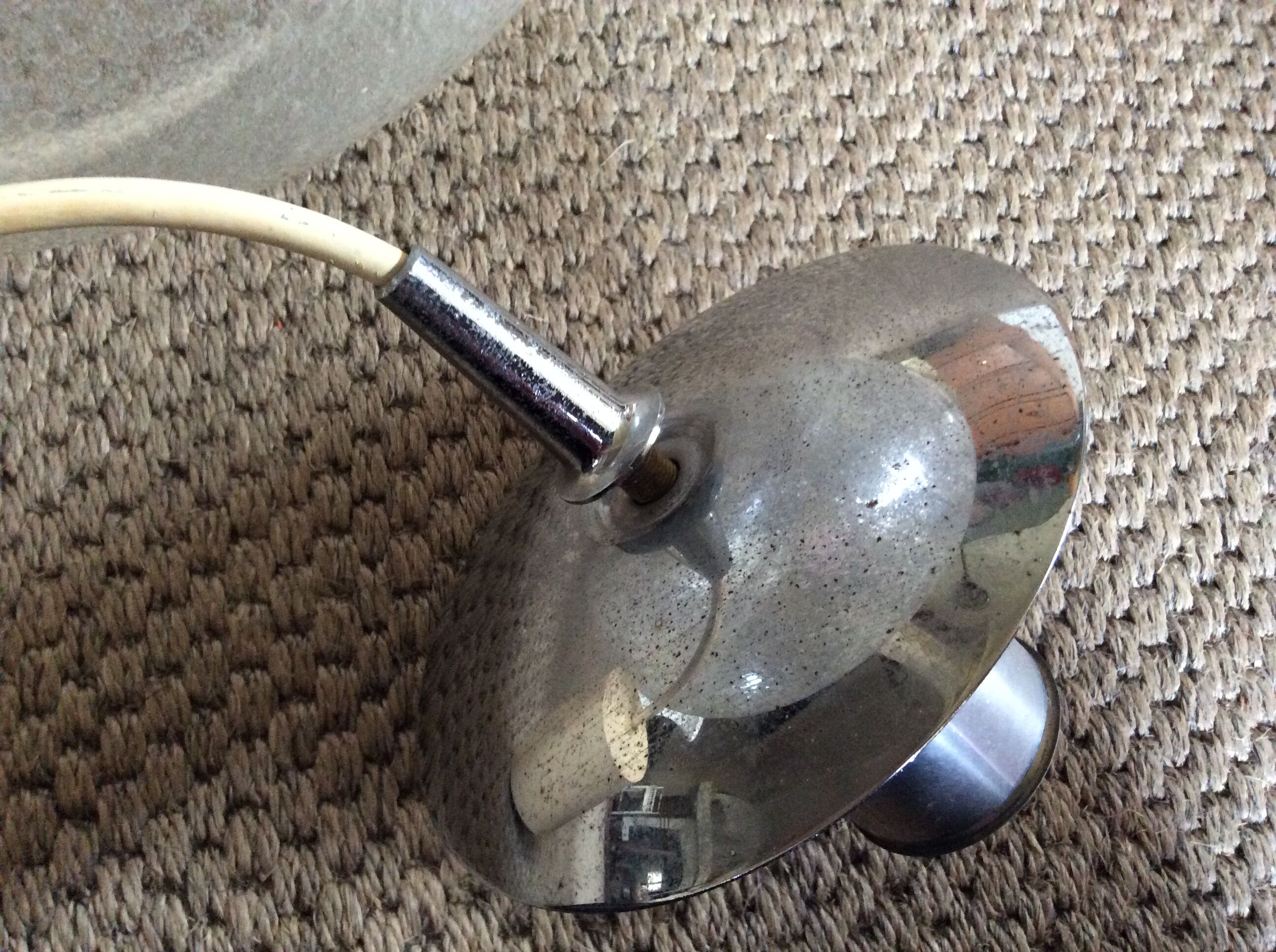 Ball suspension