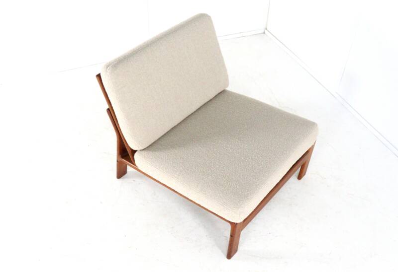 Komfort lounge chair 'Nimtofte' - Off White - danish design in teak