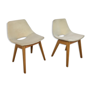 Paire de chaises pierre
