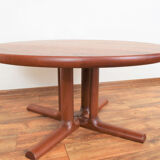 Mid-Century Danish Teak Coffee Table from Dyrlund, 1970s.