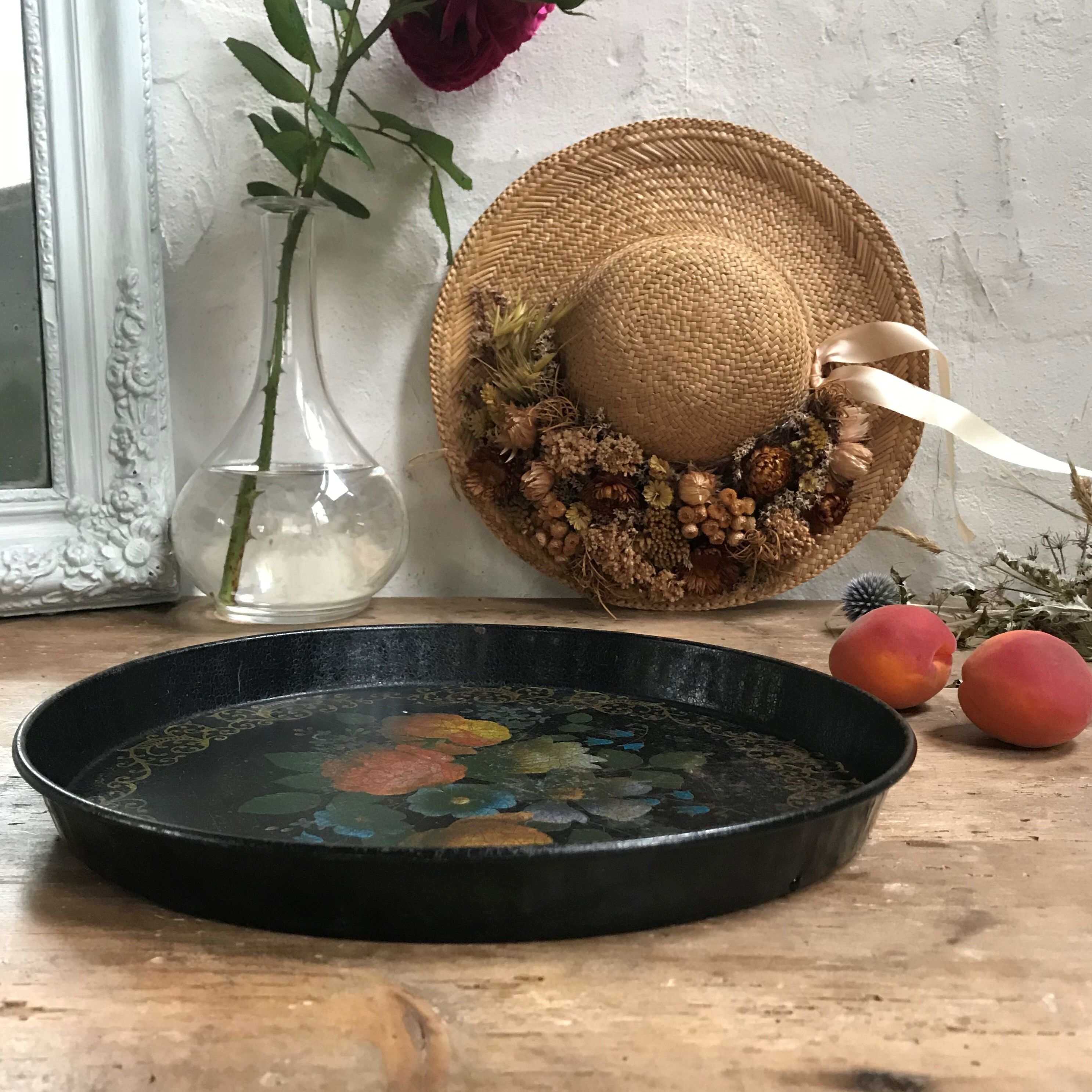 Napoleon III tray in painted sheet metal