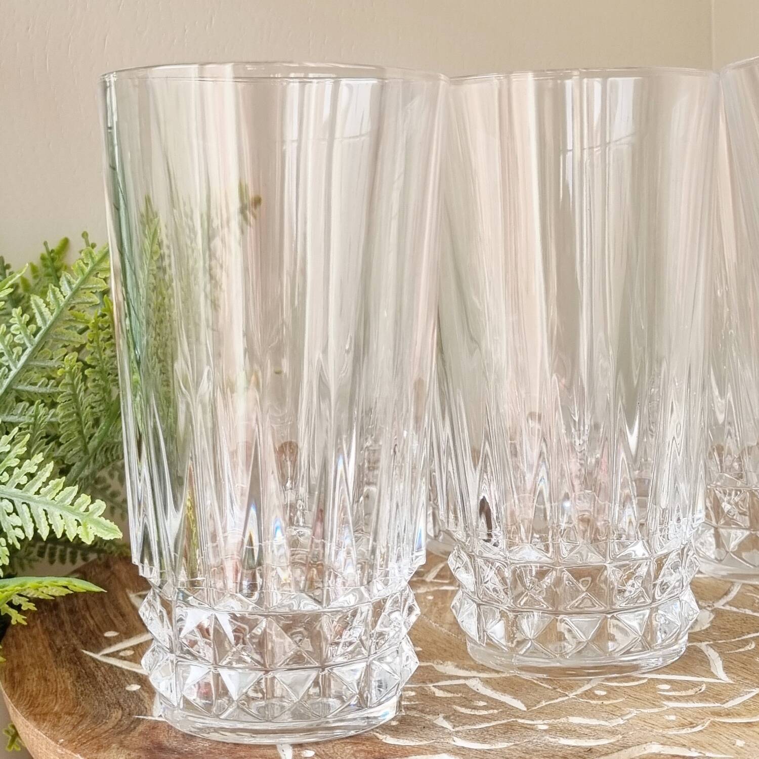 Set of 6 high crystal glasses with diamond tips