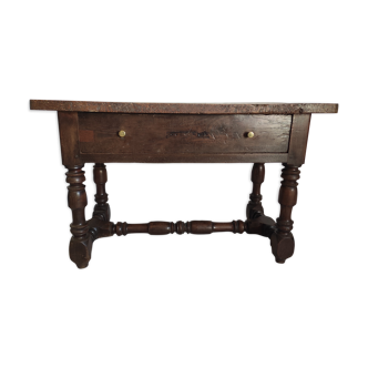 18th century Louis XIII desk with elm magnifying glass tray