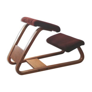 chaise de bureau à genou