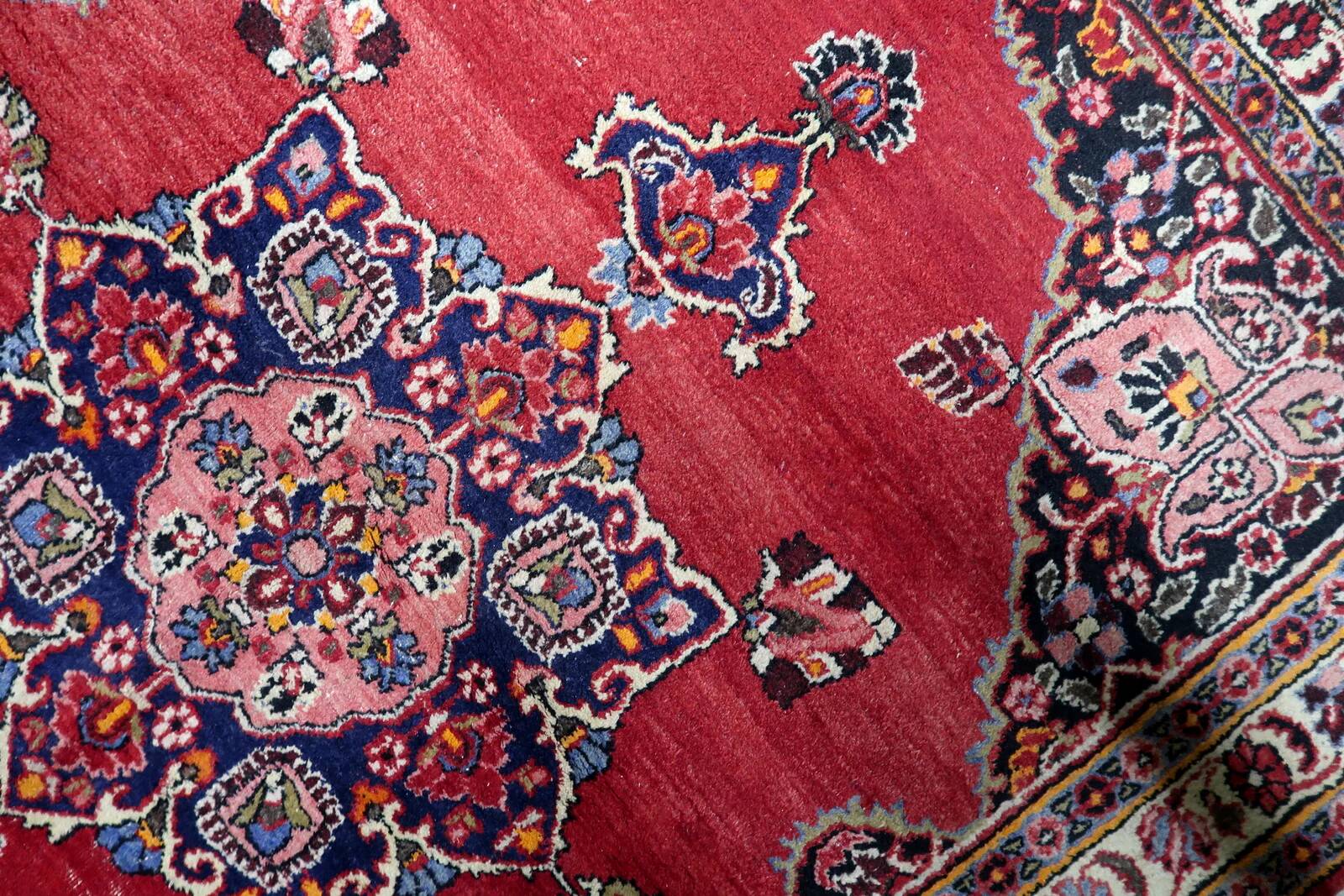 Tapis persan ancien Kazvin fait à la main 134 cm x 182 cm années 1920 - 1C1229