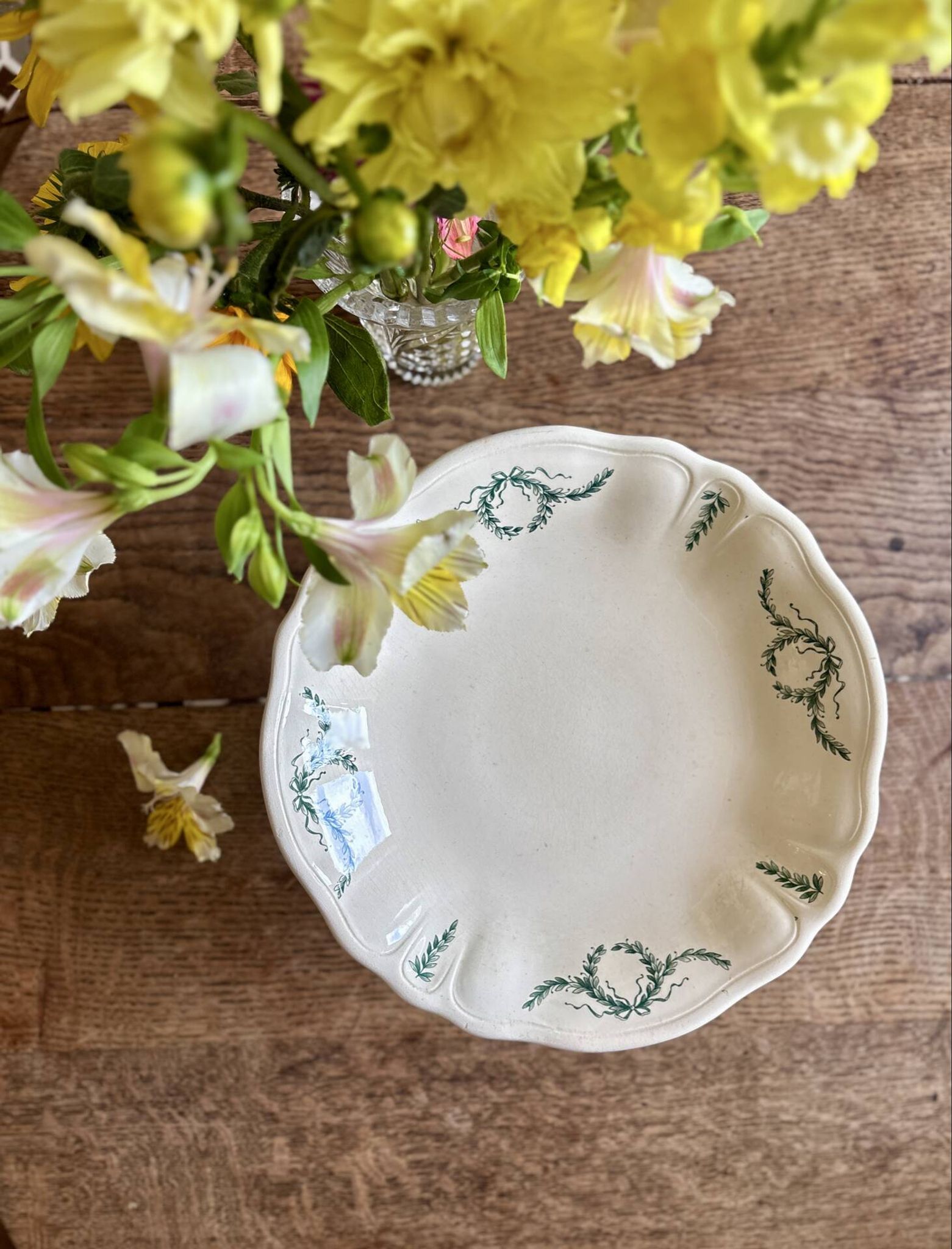Compote dish or antique footed plate in ironstone - Villey de Longc