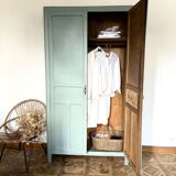 Armoire parisienne vert demoiselles