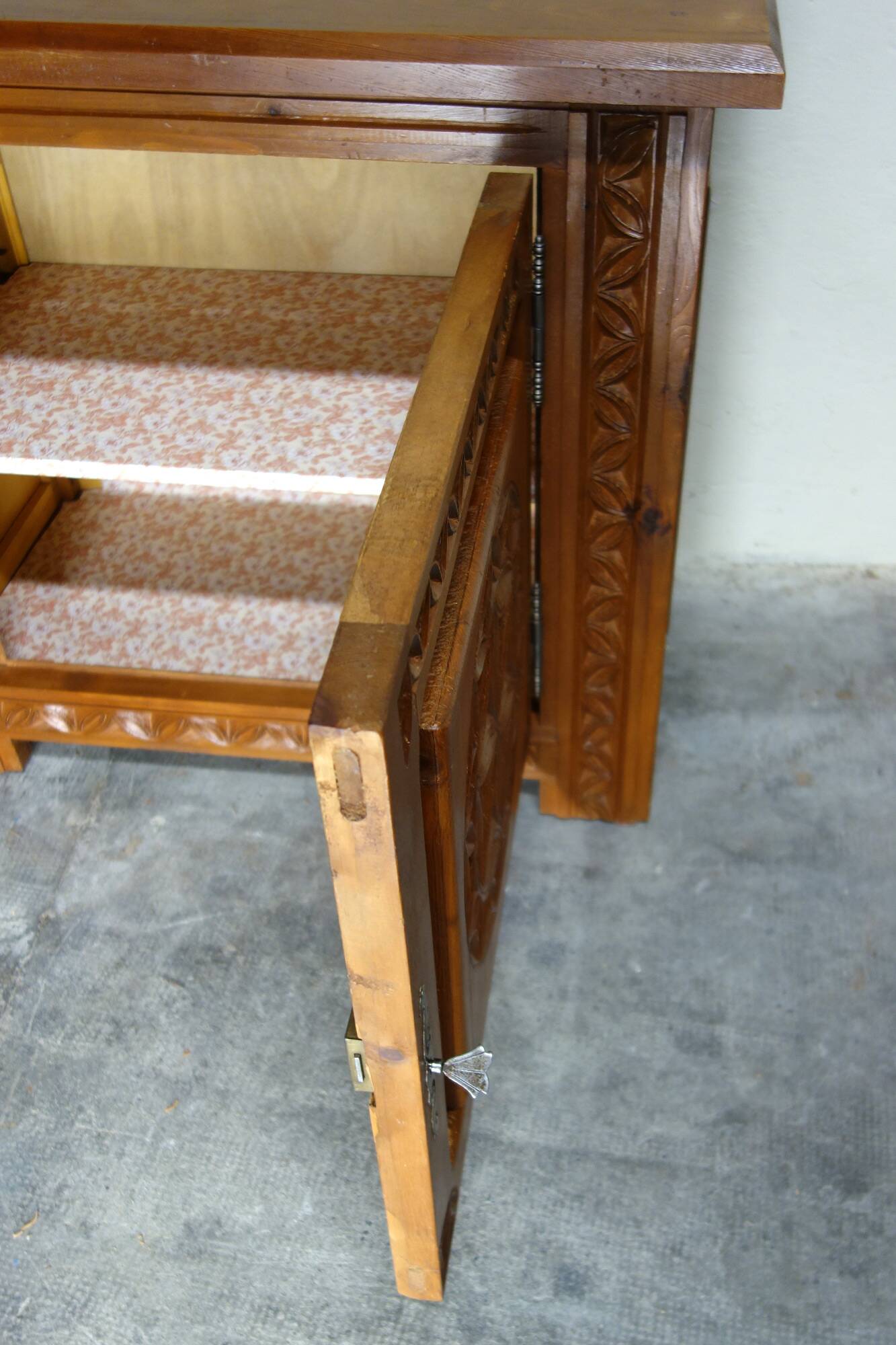 Carved wooden jam maker popular craft Hautes Alpes