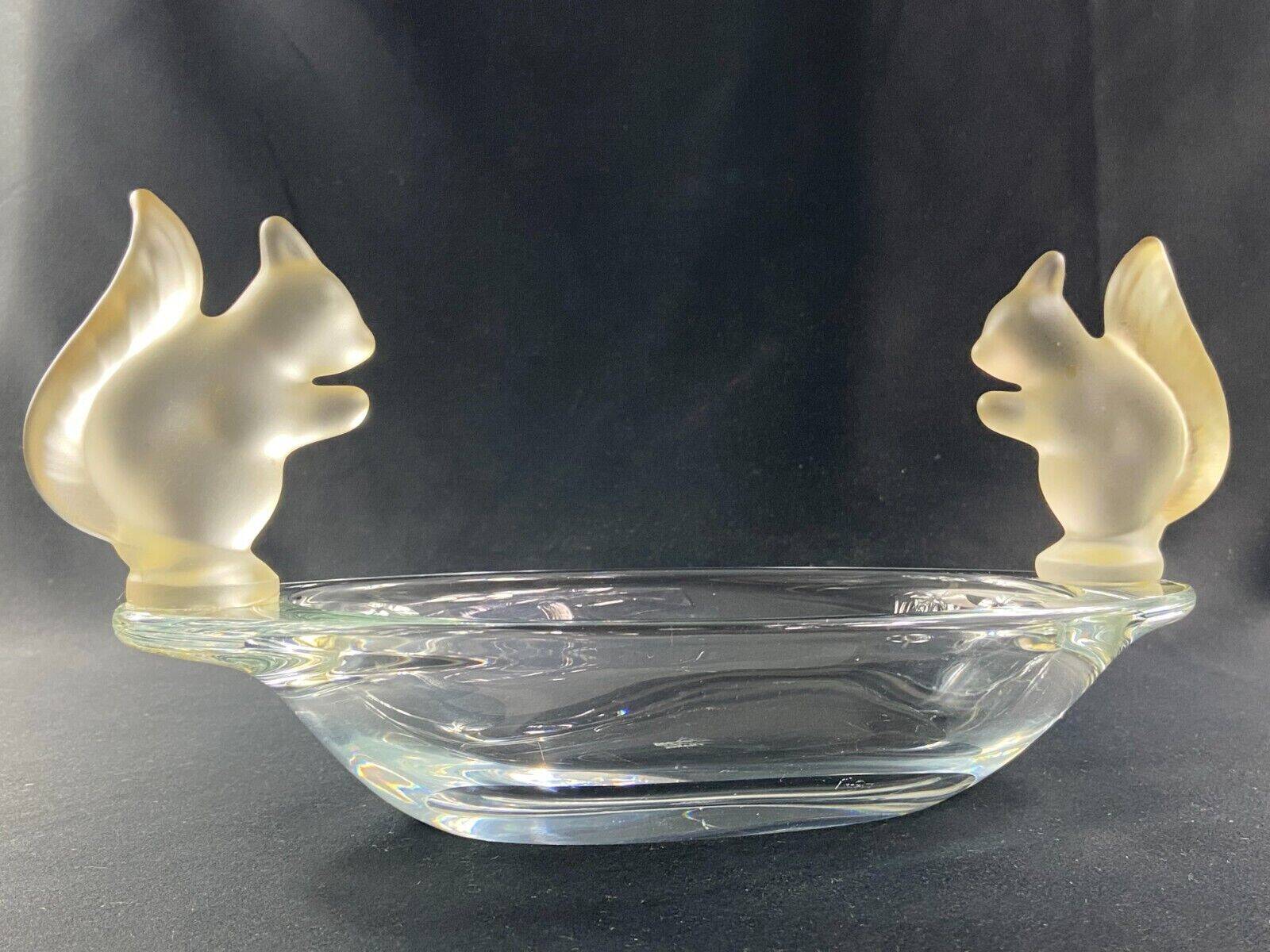 Oblong crystal bowl signed Sèvres decorated with squirrels