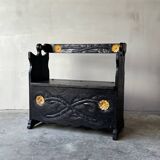 Banc-coffre vintage sculpté noir– Art populaire, début XXe