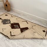 Handcrafted Moroccan Berber carpet 150 x 93 CM
