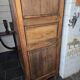 Armoire bonnetière en châtaignier