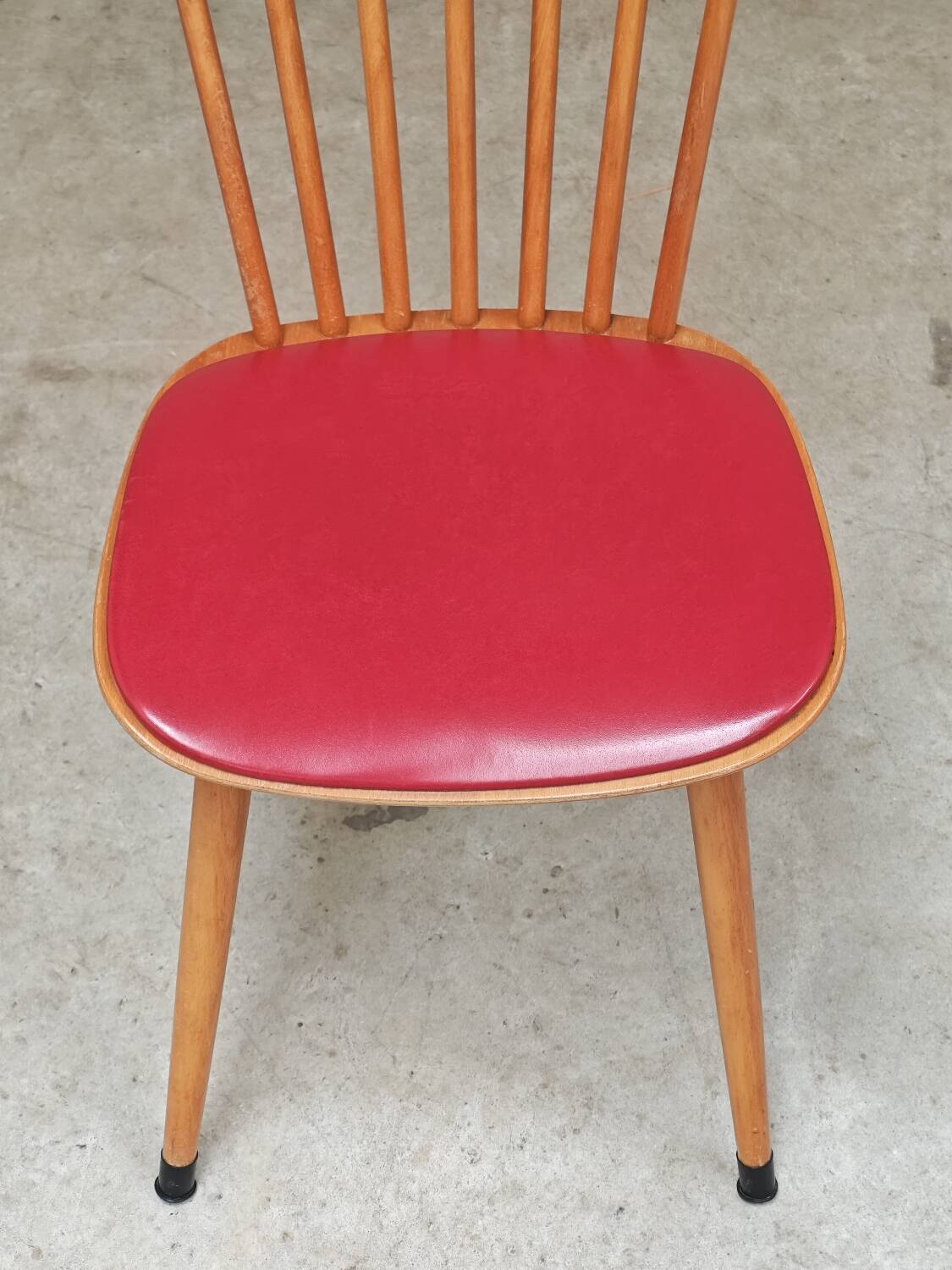 Baumann Menuet chair red skai 1960