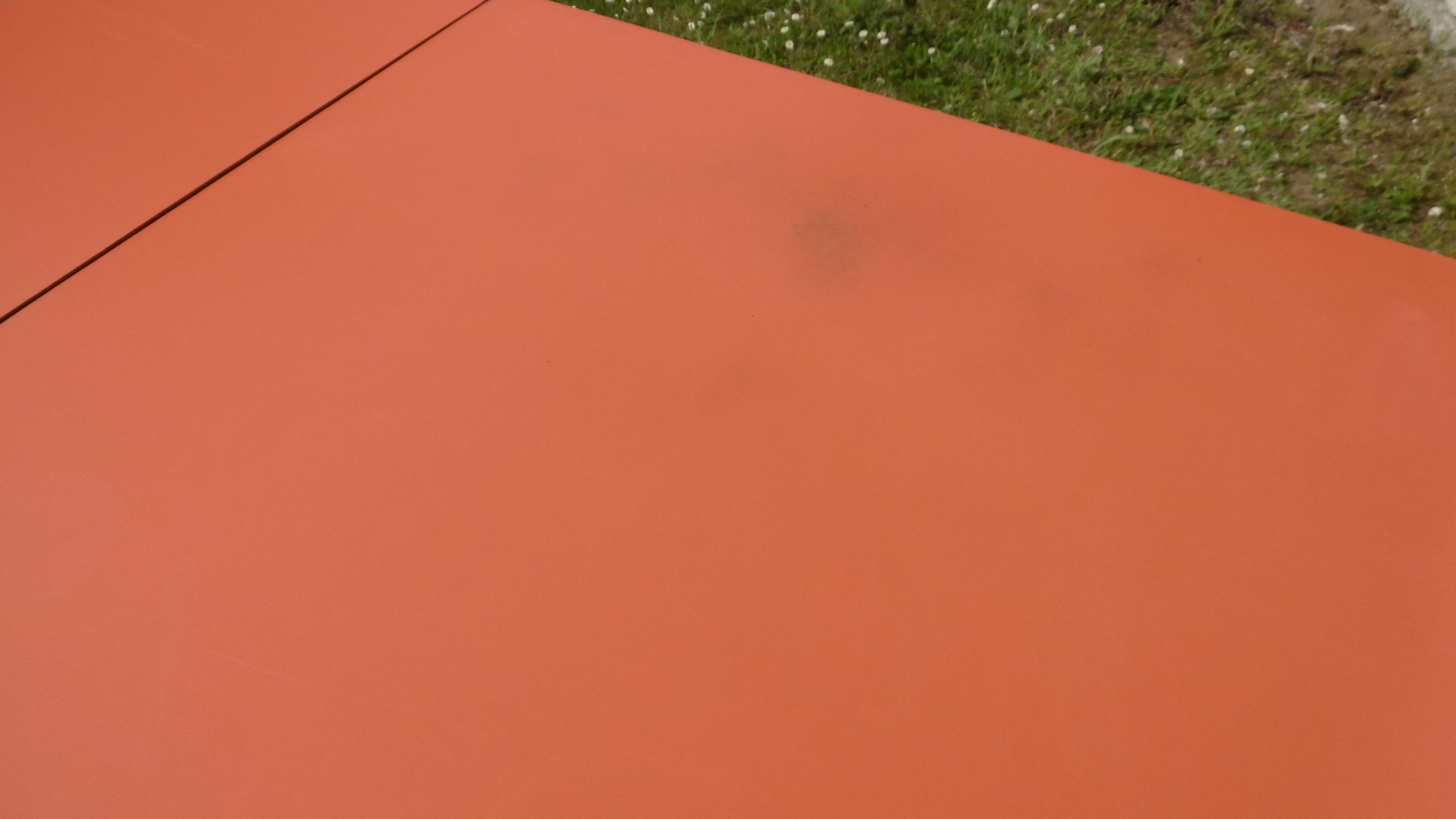 Formica table orange