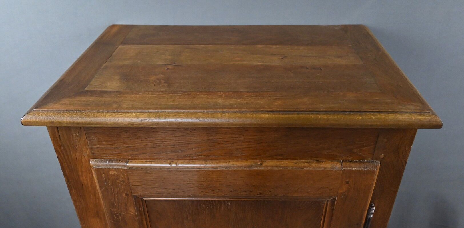 Regional standing man in solid oak – 2nd part of the 19th century