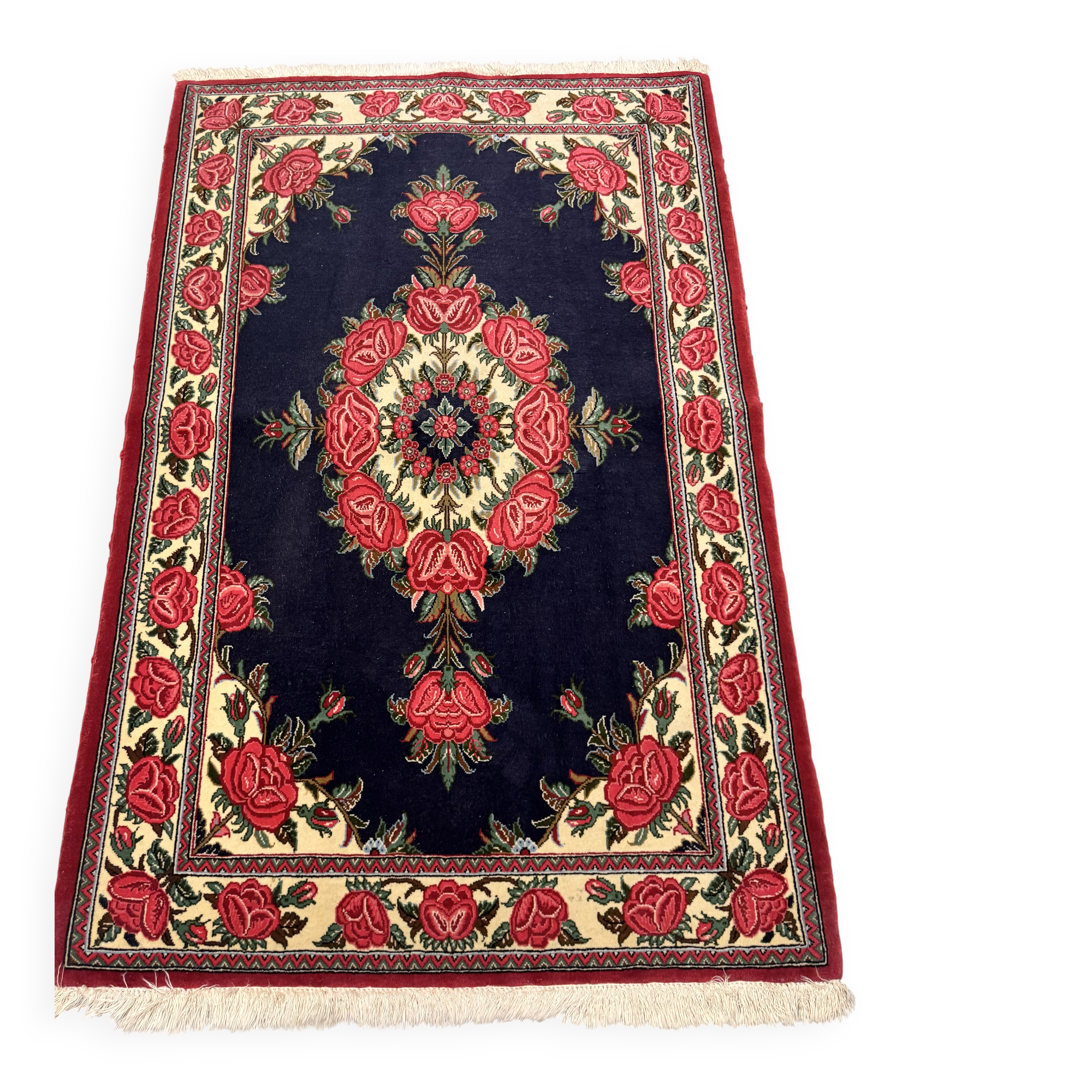 hand-woven Persian rug Ghoum