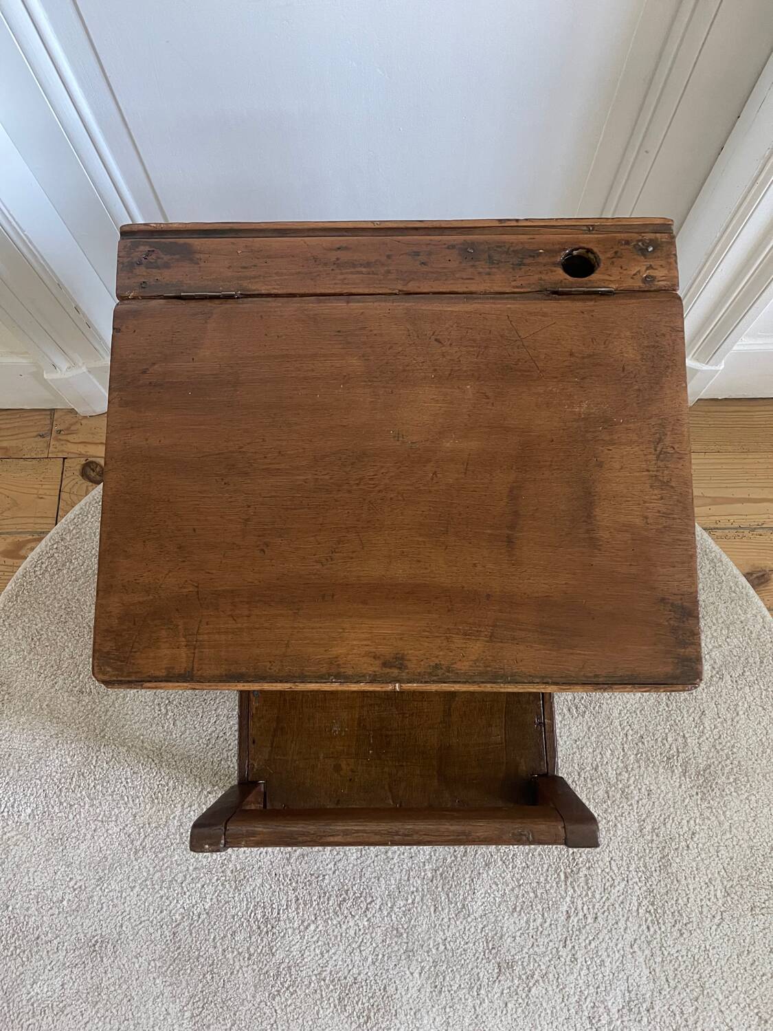 School desk and chair from the 1940s/50s.