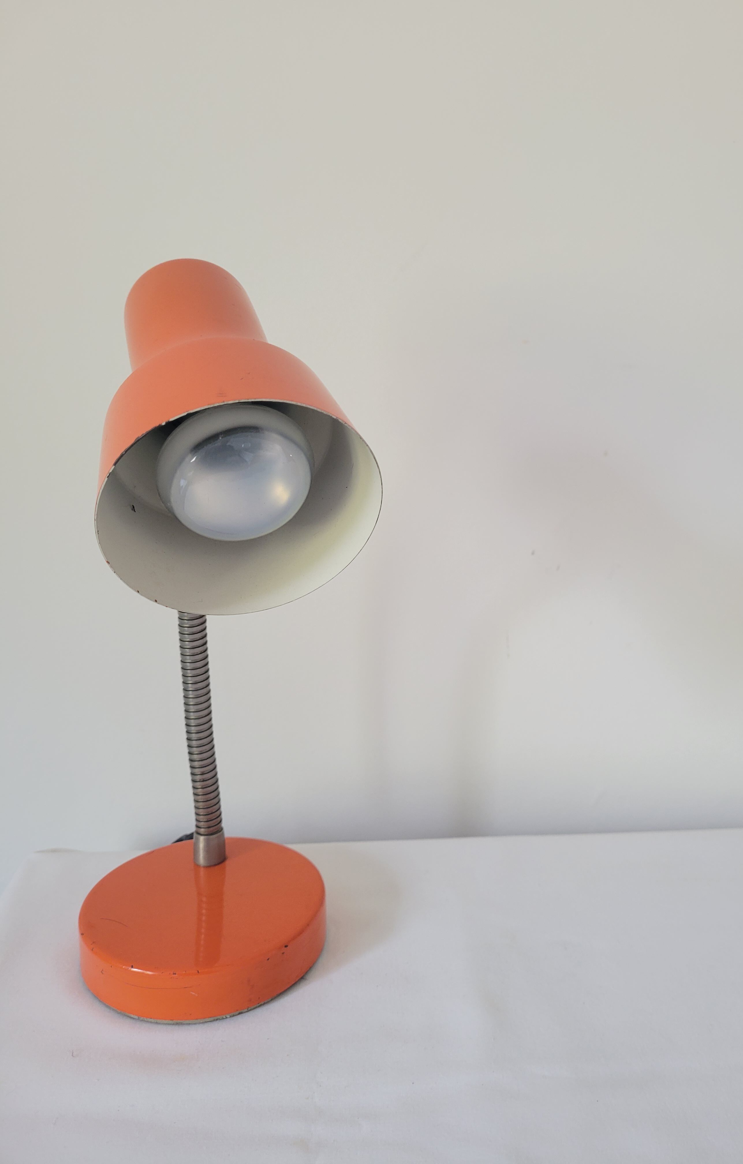 Flexible desk lamp orange