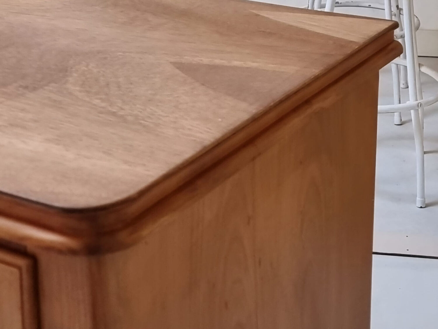 Buffet du milieu du siècle