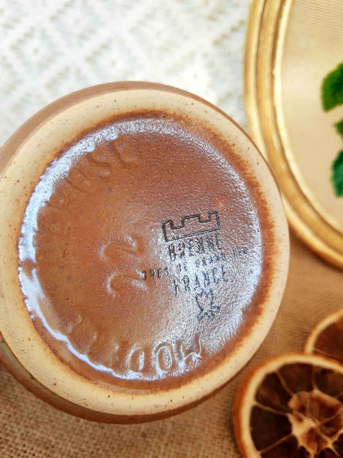 Creamer milk pot in Brenne sandstone